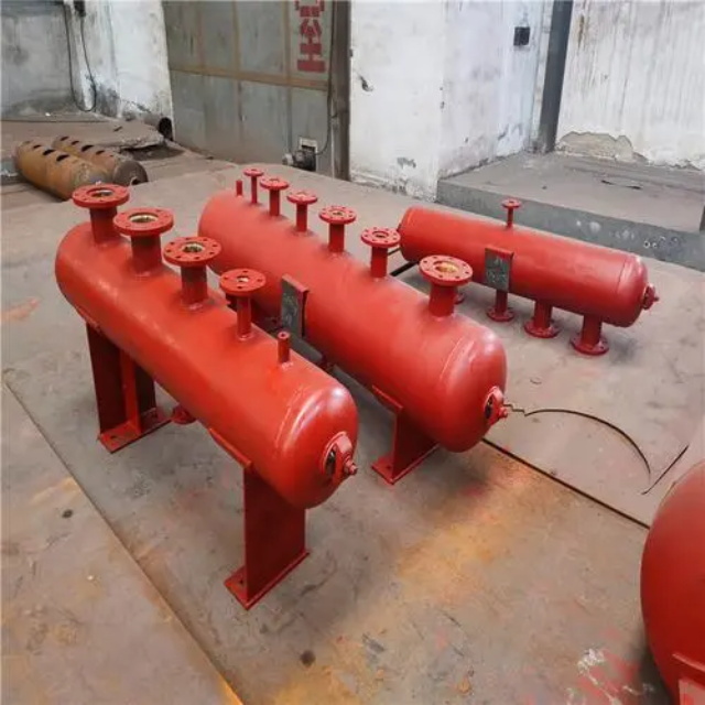 南郊分集水器安装高度